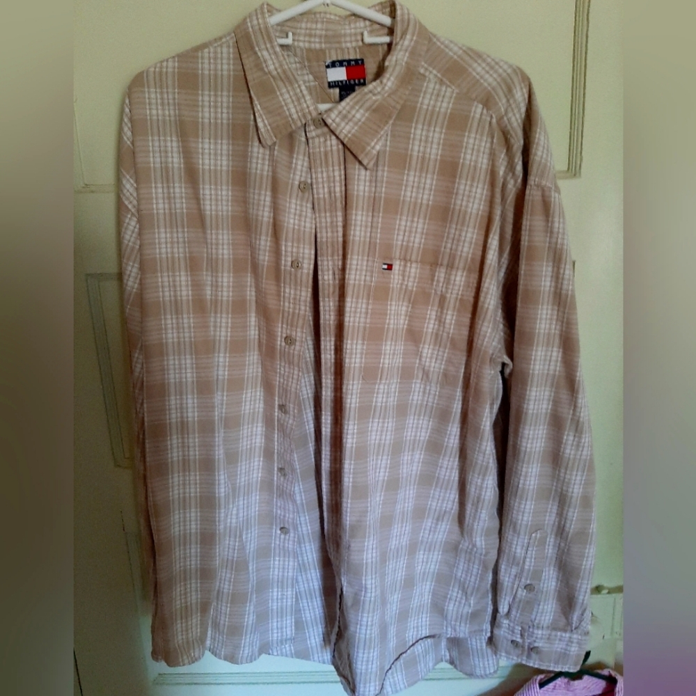 Tommy Hilfiger Long Sleeve EUC